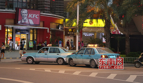 莆田市民遭遇议价出租车 拨打12328投诉的哥
