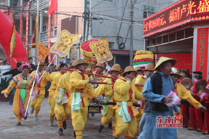 笏石人口_笏石人买房,华鸿跟凯天摇摆不定(2)