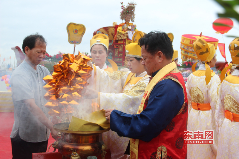 妈祖文化已成为全人类共同的精神财富和文化资源.