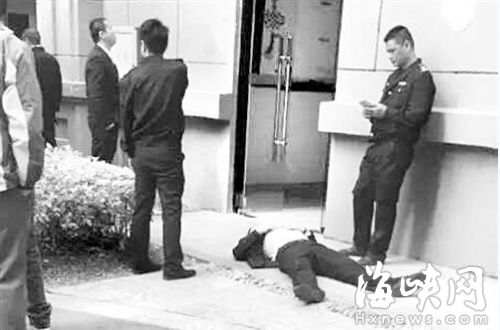 莆田万达中央华城：物业被业委会炒掉 双方闹纠纷 