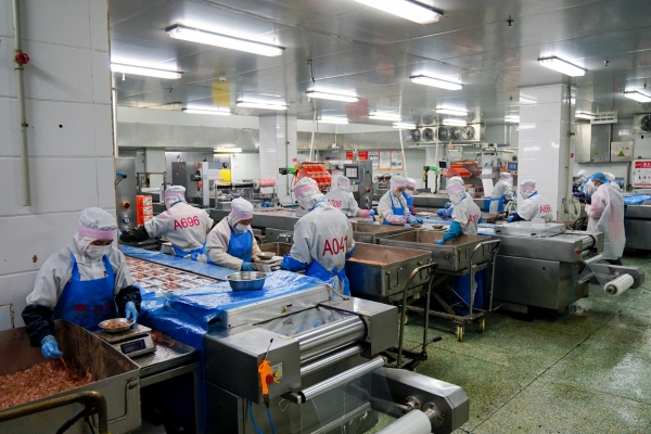 福建亚明食品有限公司：科技创新打造百亩产业基地