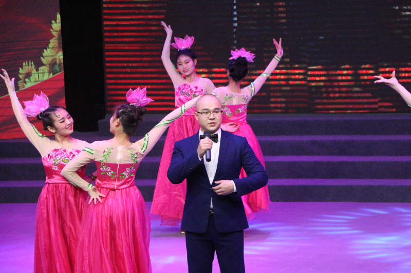 歌伴舞《像好人致敬》